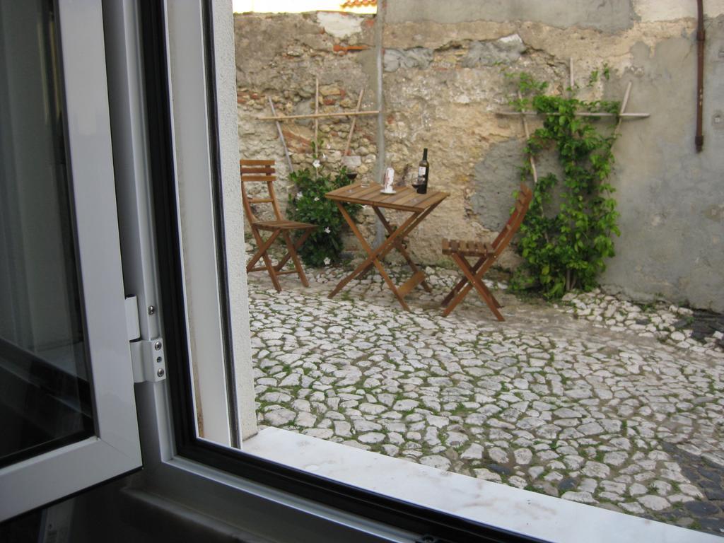 דירות ליסבון The Back Yard Nest חדר תמונה