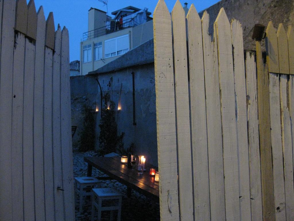 דירות ליסבון The Back Yard Nest מראה חיצוני תמונה
