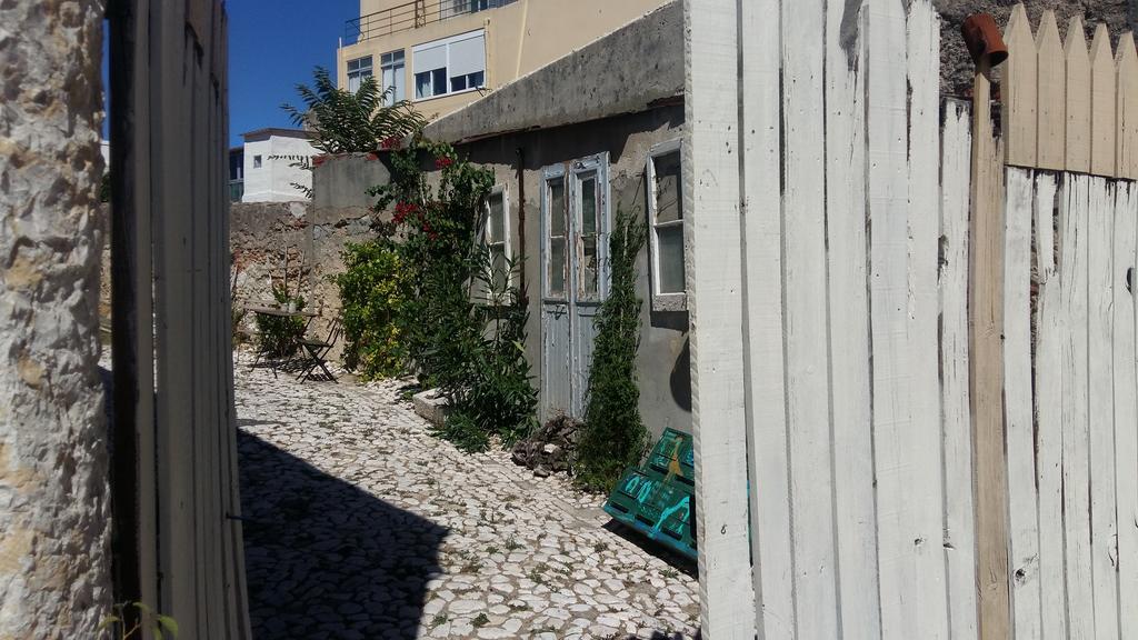 דירות ליסבון The Back Yard Nest מראה חיצוני תמונה