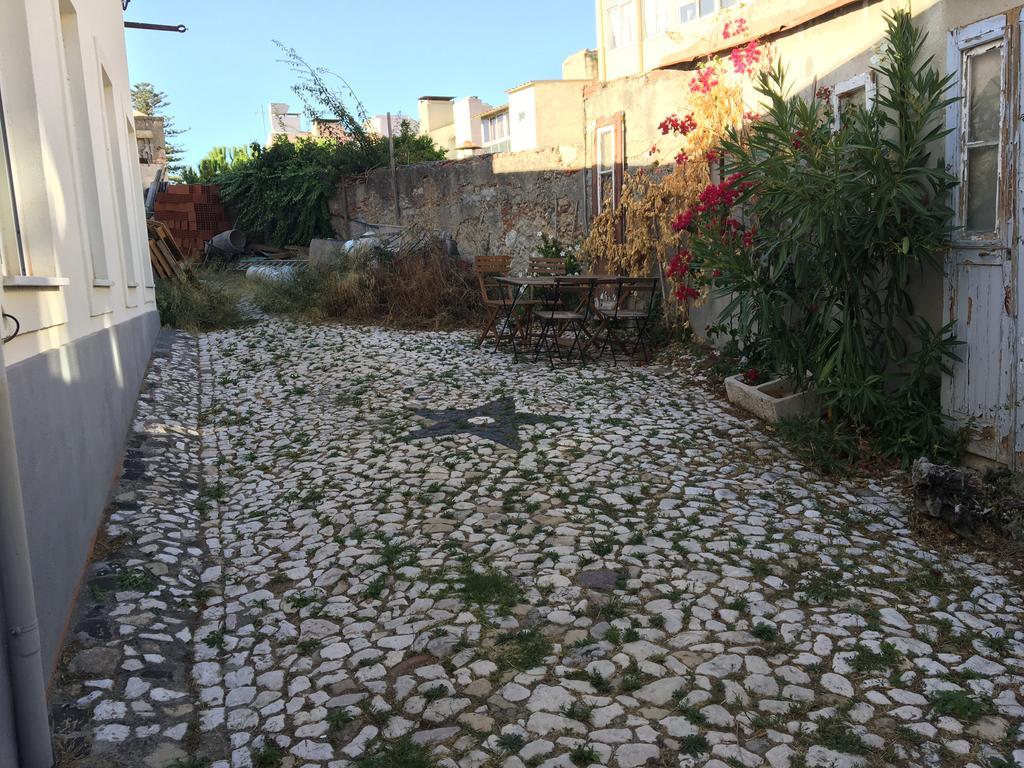 דירות ליסבון The Back Yard Nest מראה חיצוני תמונה